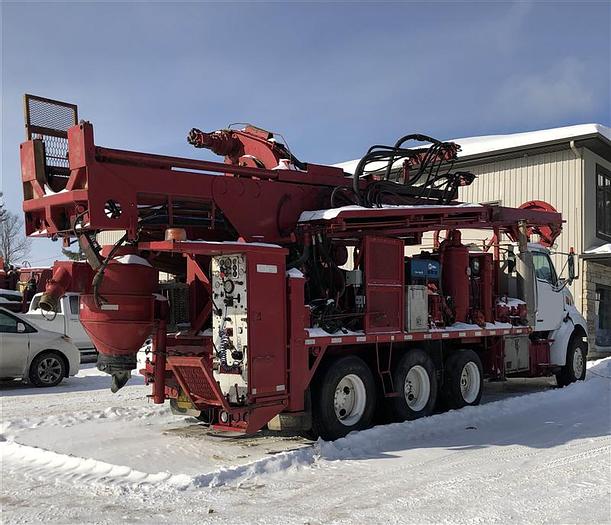 Used 2001 Foremost Barber DR12 Drill Rig