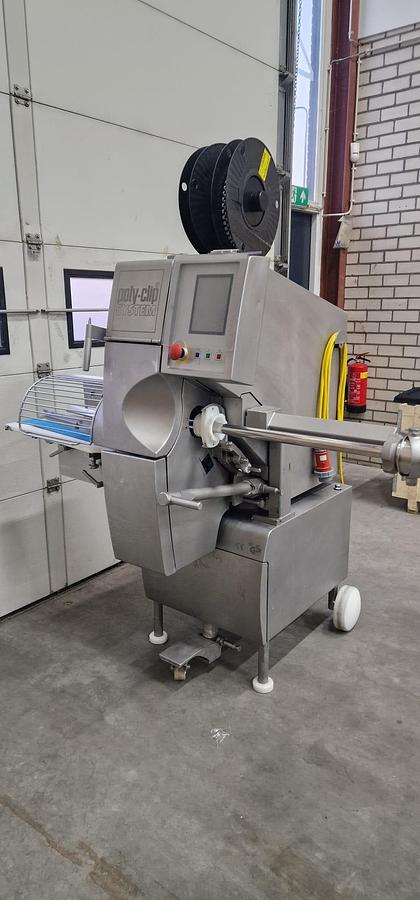 Refurbished 2009 Poly-clip FCA 160