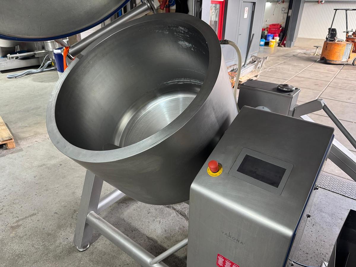 Refurbished 2017 VAKONA ESK 300 STL