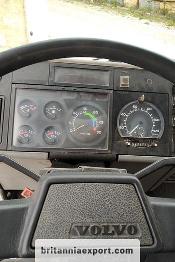 Used 1986 VOLVO FL613 13 ton box lorry.