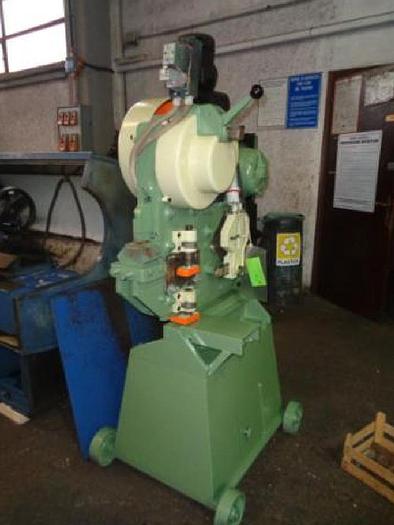 D'occasion UNIVERSAL SHEAR FICEP 8 #ITA4019