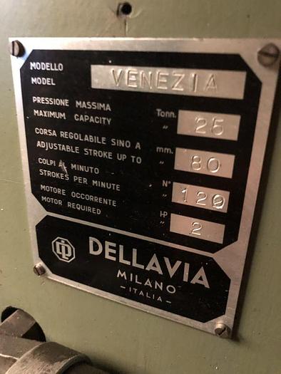 Usato PRESSA DELLAVIA 25 TON