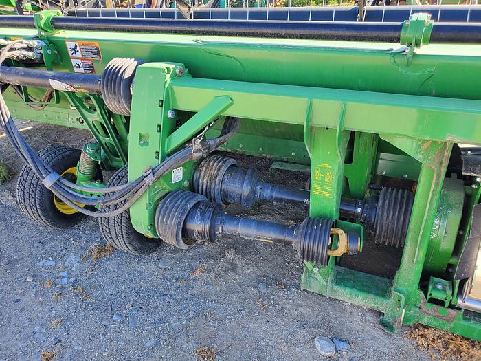 Used 30'John Deere 630D Draper Head for Sale in Idaho Southern