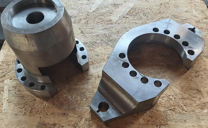 5 Stück Kupplung zur Schußkolbenaufnahme,  Oleopress / OP Die Casting,  neu