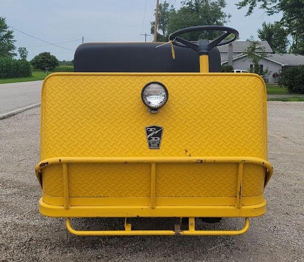 Used 2000 Taylor Dunn B248