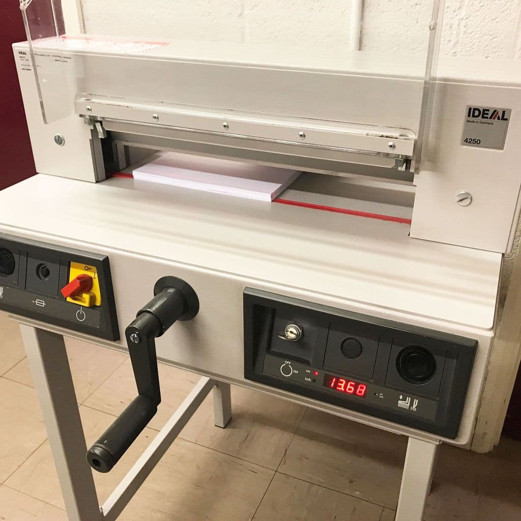 Used Pre-owned IDEAL 4250 Guillotine Cutter Including Stand
