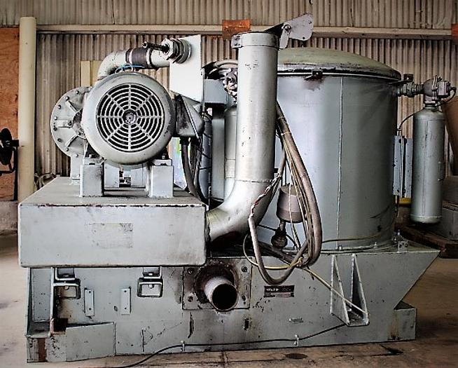 Used DEMARCO MAX VAC VACUUM CLEANING MACHINE