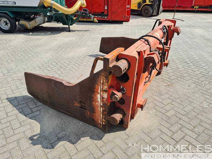 Used Bale clamp,  heavy duty