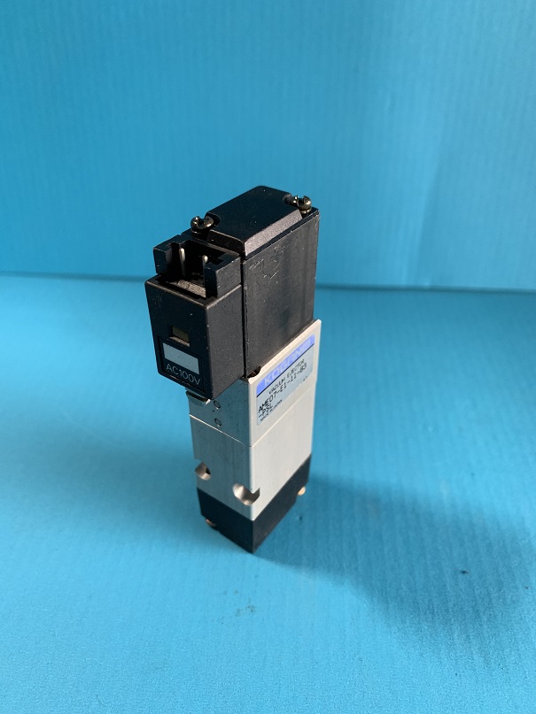 Used Koganei Vacuum Ejector AME07-E1-17-83-PSL