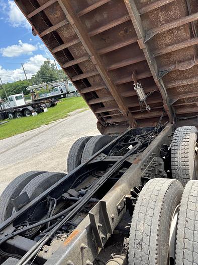 Used 2011 Kenworth T800 Tri-Axle Dump Truck  #5596