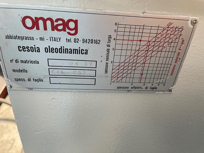 Usato CESOIA OMAG IDRAULICA 2500 X 3