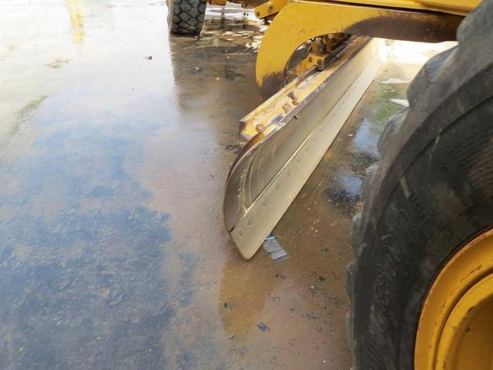 Used 2012 CATERPILLAR 140 M 2 AWD