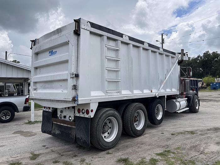 Used 05 Kenworth W900 5598