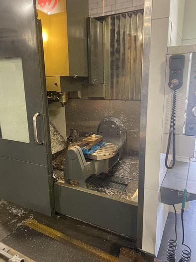Used HAAS UMC-750 5-Axis CNC Vertical Machining Center