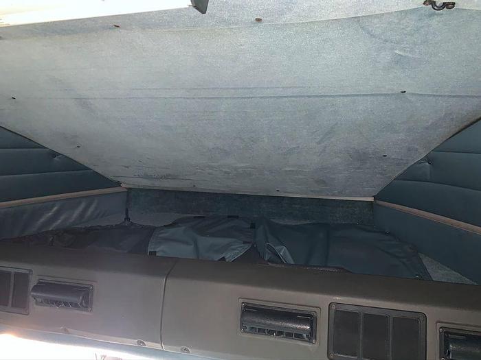 Used 1993 INTERNATIONAL 9700 Cab over Semi Tractor