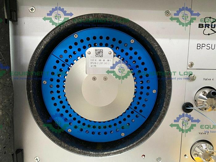 Used Bruker Avance W3003497 600 Digital LC-NMR Spectrometer