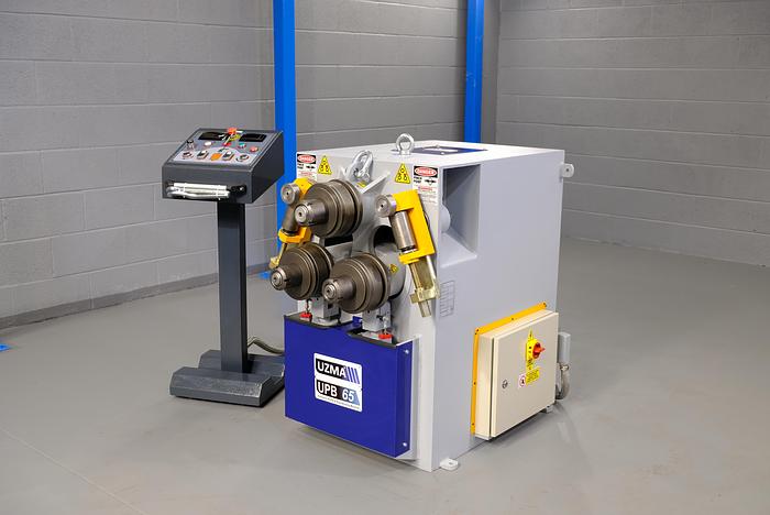 UZMA HPK 65 section roller hydraulic operation