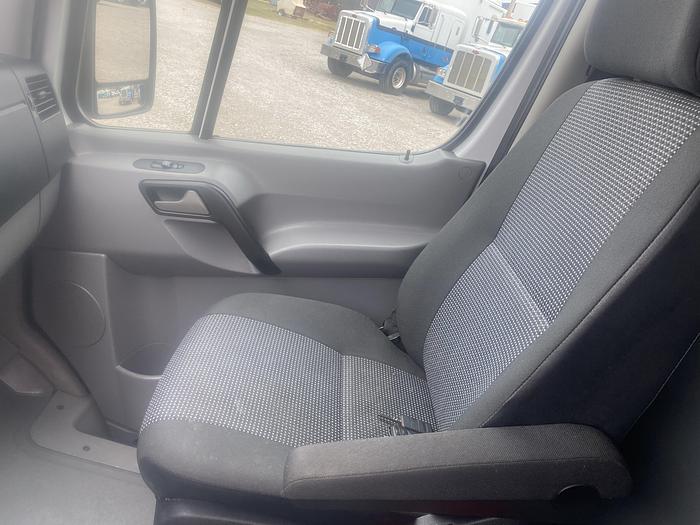 Used 2010 Freightliner Sprinter Van
