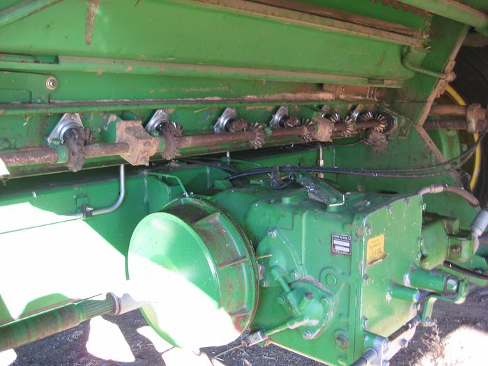 Used John Deere 9600 Combine ***Newly refurbished***