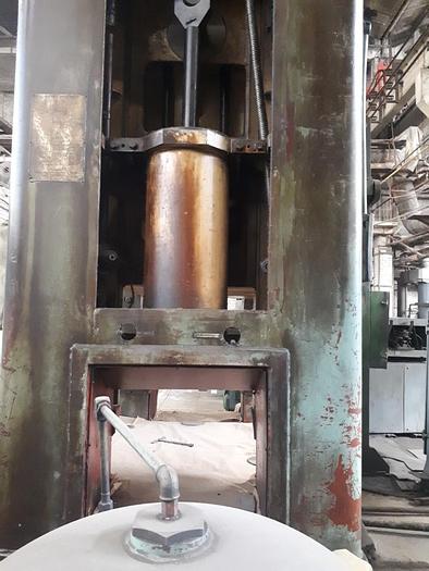 Used Press Trimming KA9536