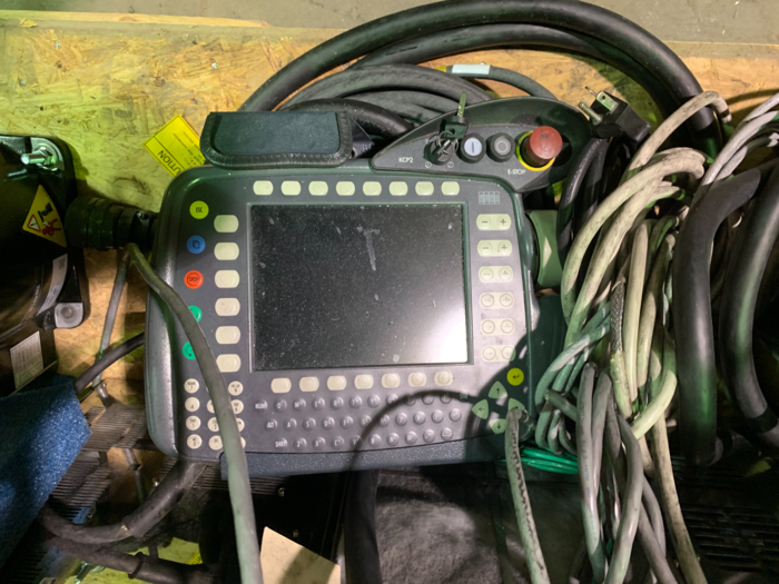 Used KUKA KR 5 SIXX R650 6 AXIS CNC ROBOT