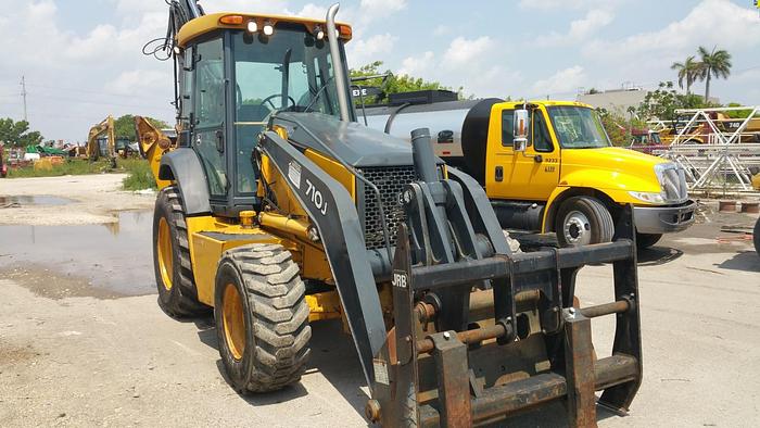 Used 2008 DEERE 710J