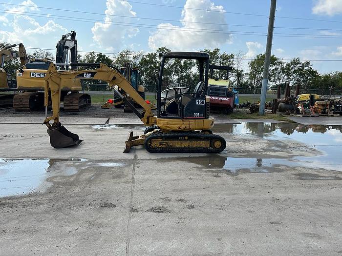 Used 2004 CATERPILLAR 303 CR