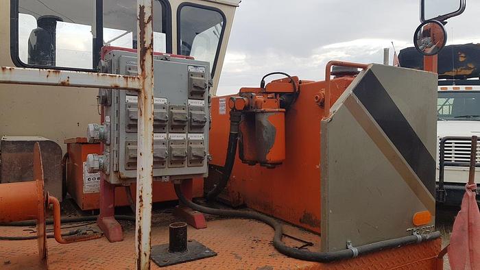 Used 2002 WELCAN 4 Axle Carrier Style Oilfield Pump / Kill Truck