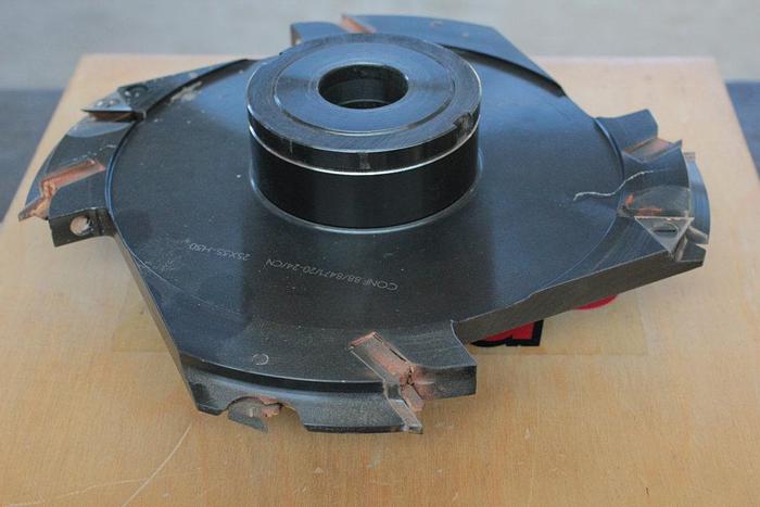 Used Gruppo utensili serramento usato