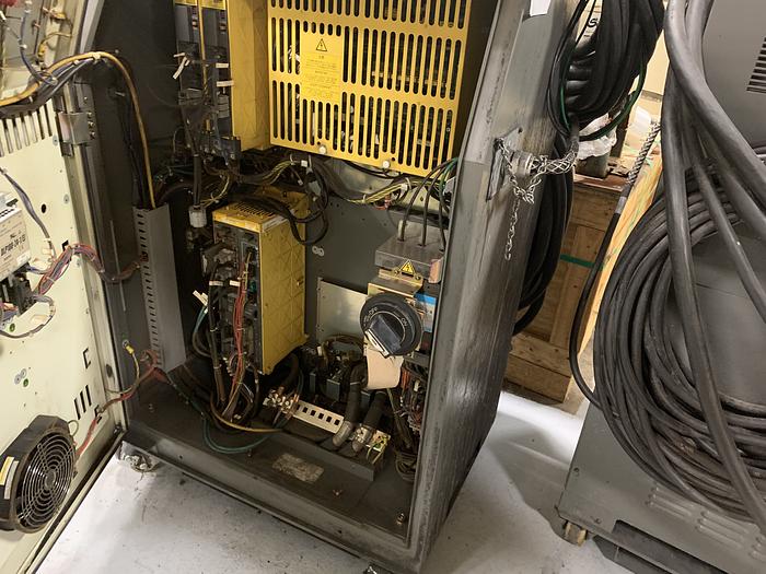 Used FANUC M900iA/600 6 AXIS ROBOT WITH R30iA CONTROL