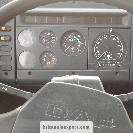 Used 1995 DAF 65 210 ATI curtainsider