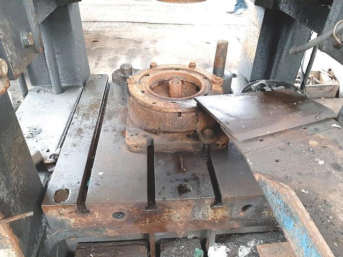 Used Press Trimming K9538