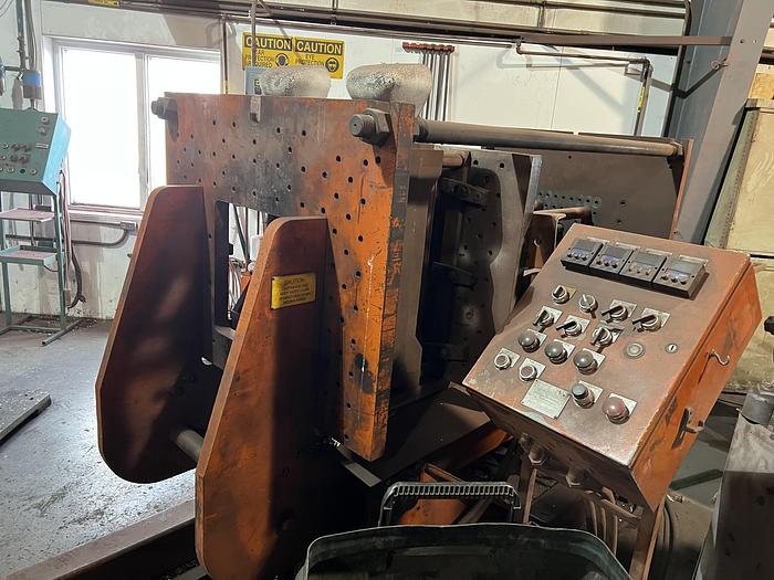 Used CMH  3L TILT POUR MACHINE