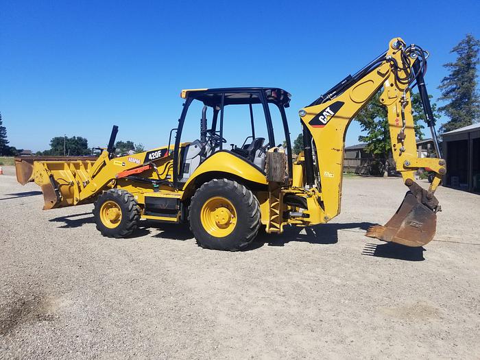Used 2012 CATERPILLAR 420F
