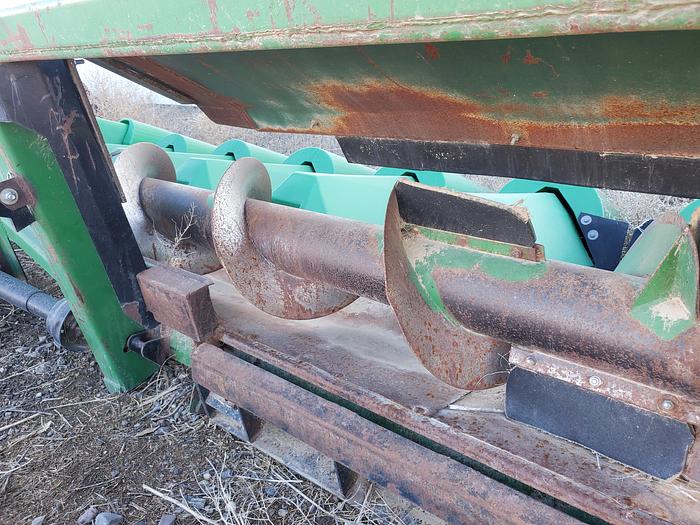Used 12r22 John Deere Corn Header