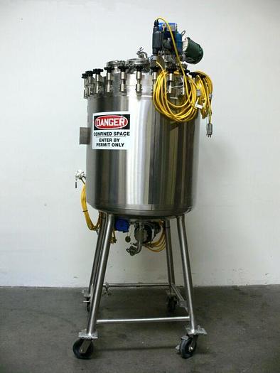 Used Mueller 300 Liter Stainless Steel 100 PSI Reactor w/ Agitator & Bottom Valve