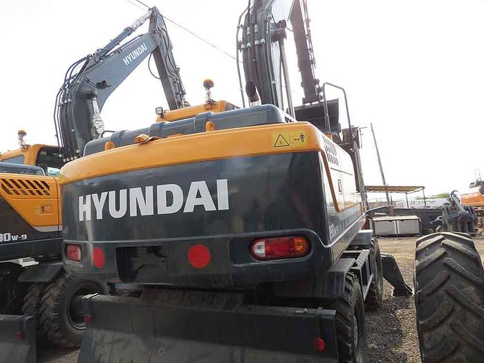 Used 2021 HYUNDAI ROBEX 190W-9