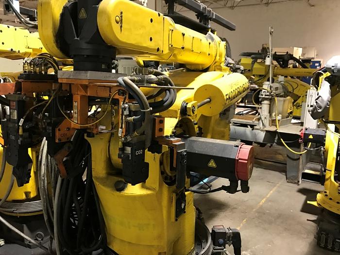 Used FANUC S420IW 6 AXIS CNC ROBOT