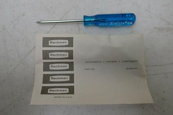 Used Beckman DU Series Spectrophotometer Accessories, P/N 596077