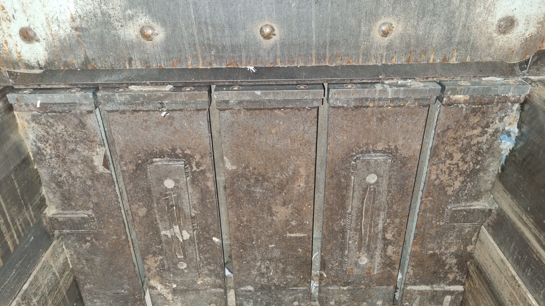 Used Ballenpresse Avermann, Typ AVOS BP1211-15/50, Presskraft 50 t, Baujahr 2012