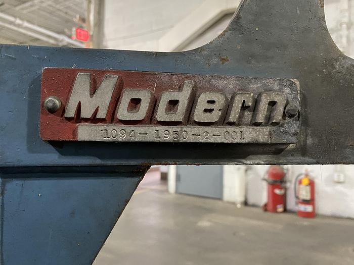 Used MODERN 975 TEAPOT 5110-5016.3