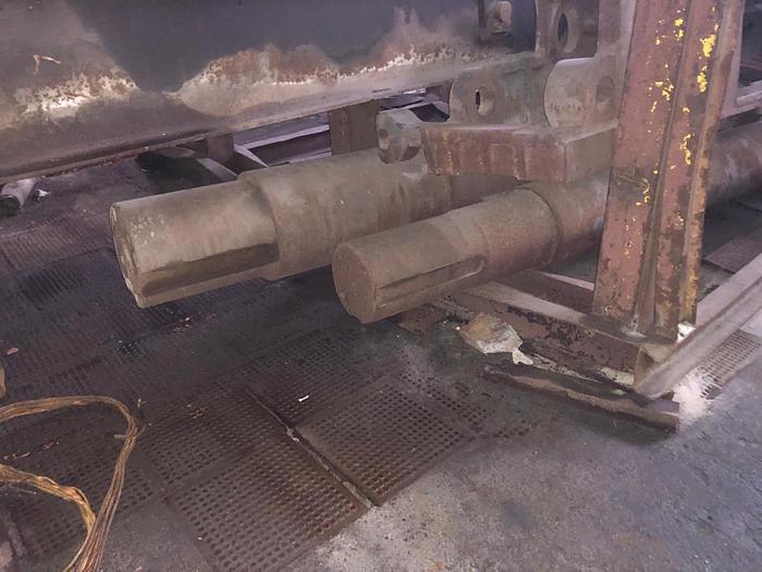 Used 1968 TMP VORONEZH K8542 1600t MECHANICAL HOT STAMPING PRESS