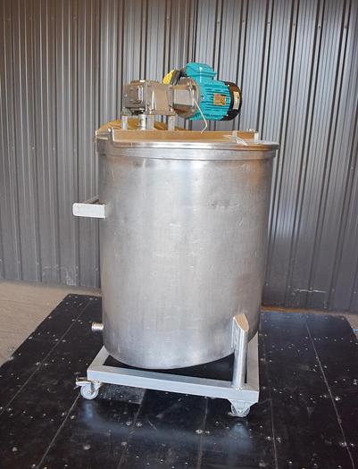 Used USED 75 GALLON STAINLESS STEEL TANK WITH TURBINE MIXER