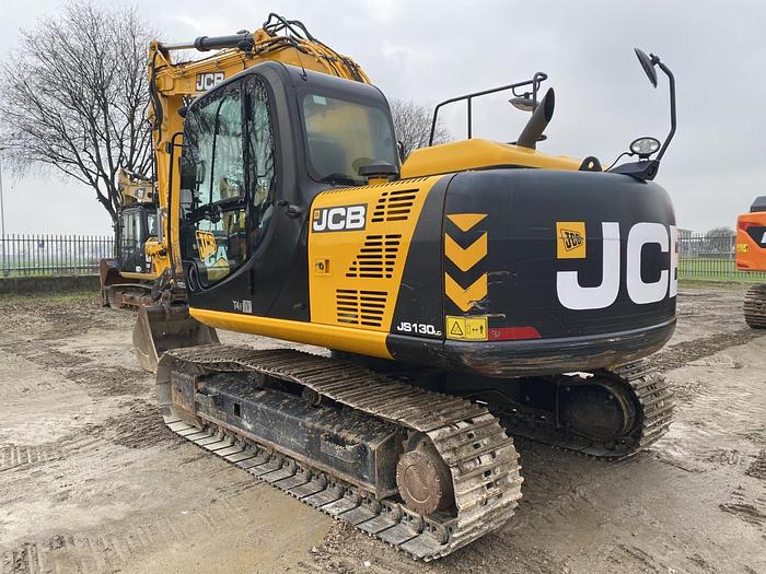 Usato 2018 JCB JS130 LC