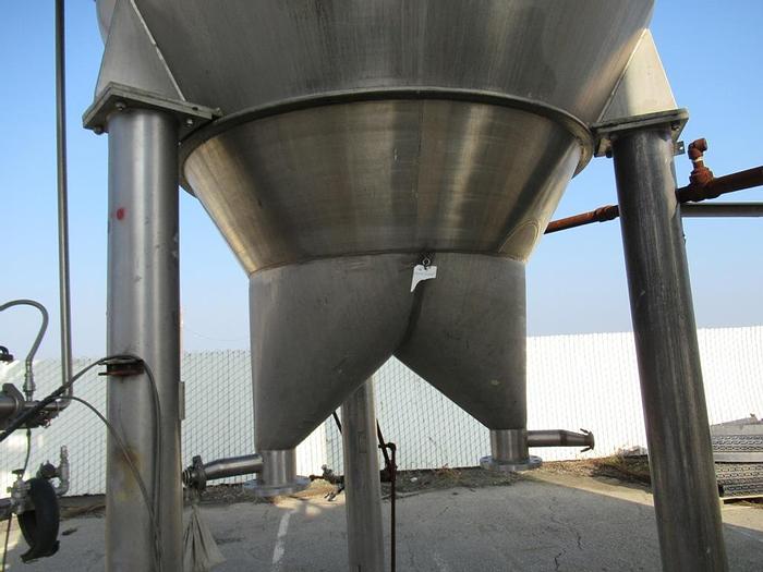 Used Silo, 600 CF, S/st, 8' x 11', Cone Btm, 72.5 PSI, #L742244