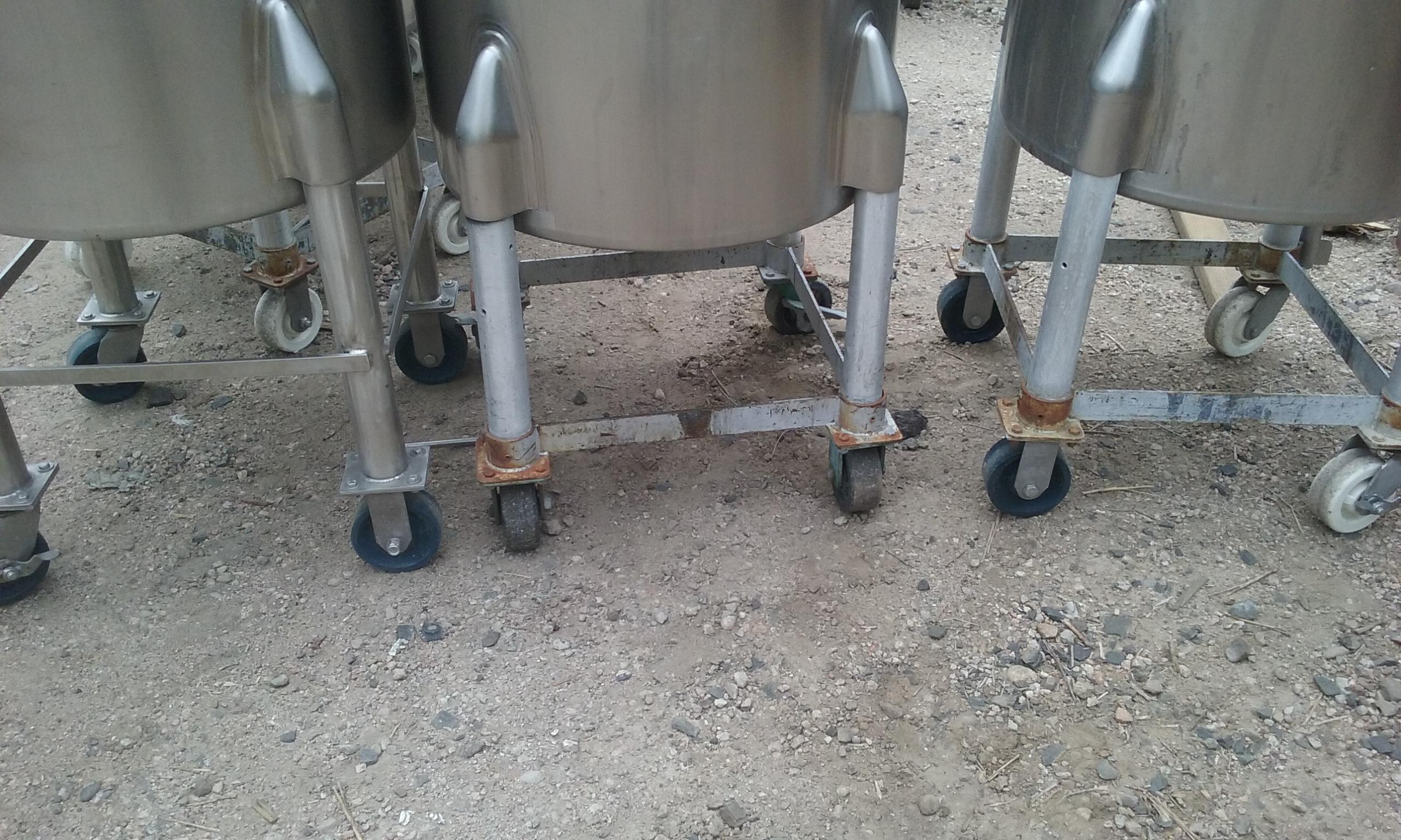 Usado 60 GALLON SINGLE SHELL TANK