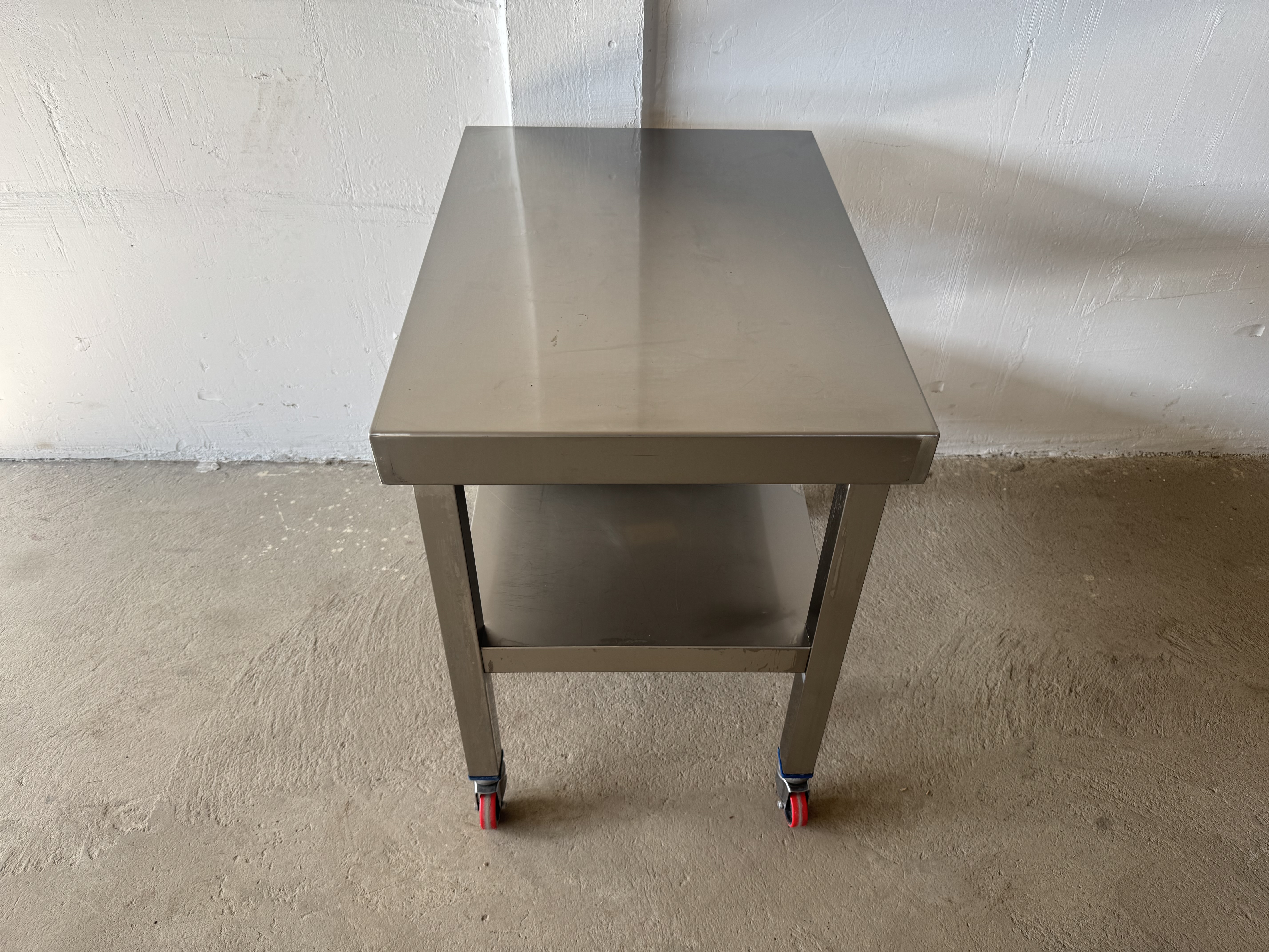 Other Bord på hjul 70x50x70cm