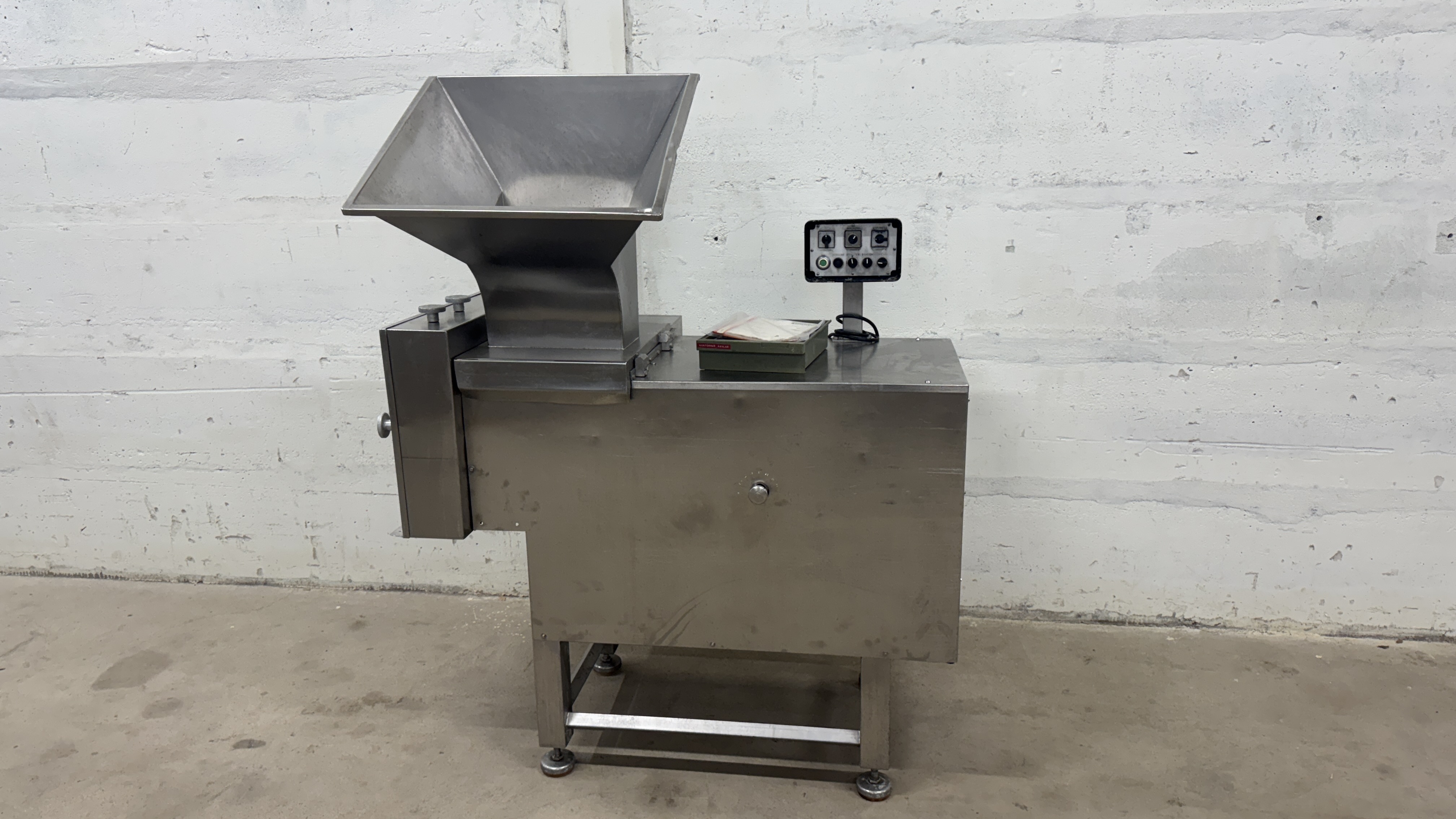 Used Tärningsmaskin Holac VA 84 #2456