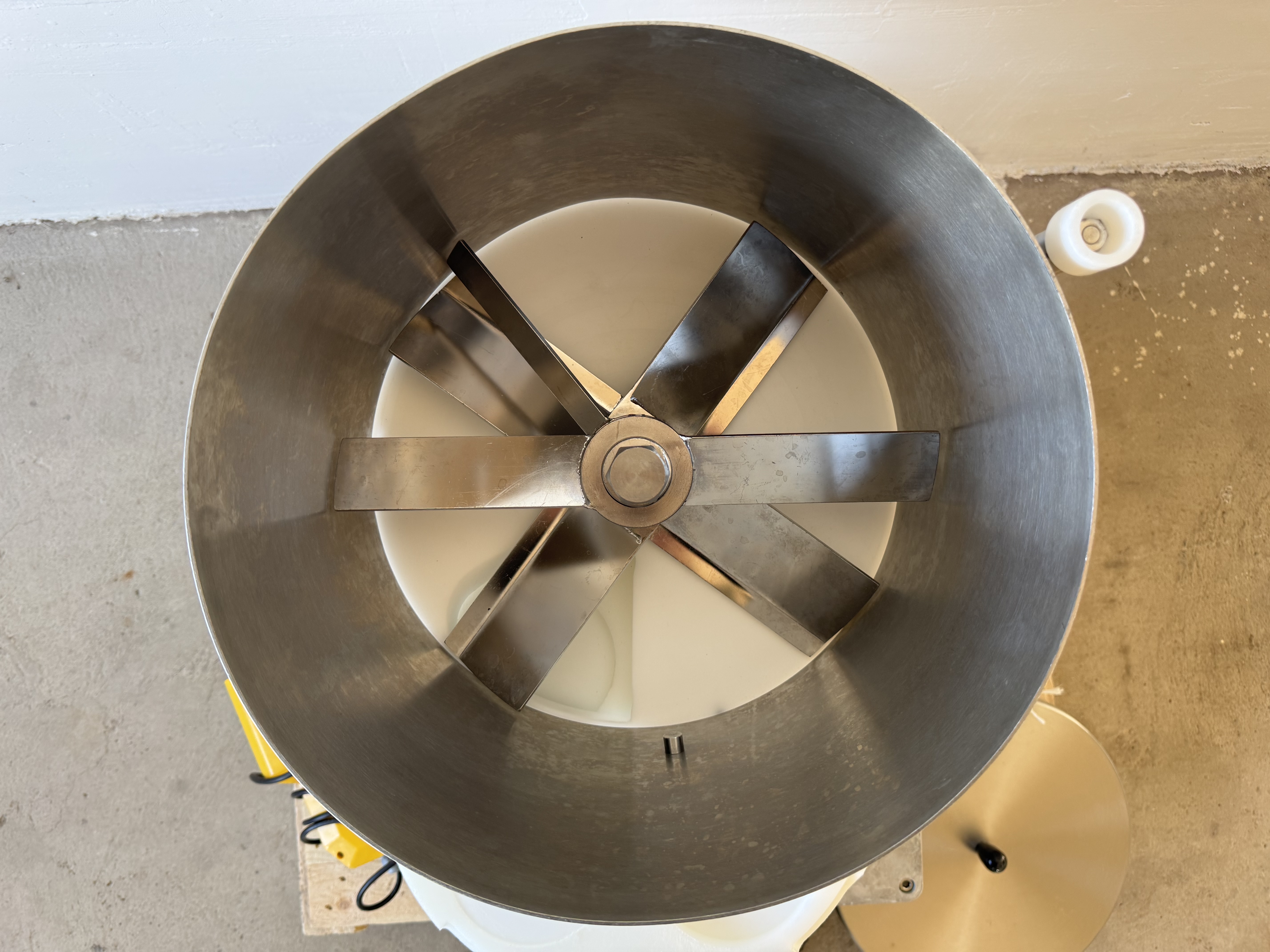 Used Agrenco AG-100 #2805