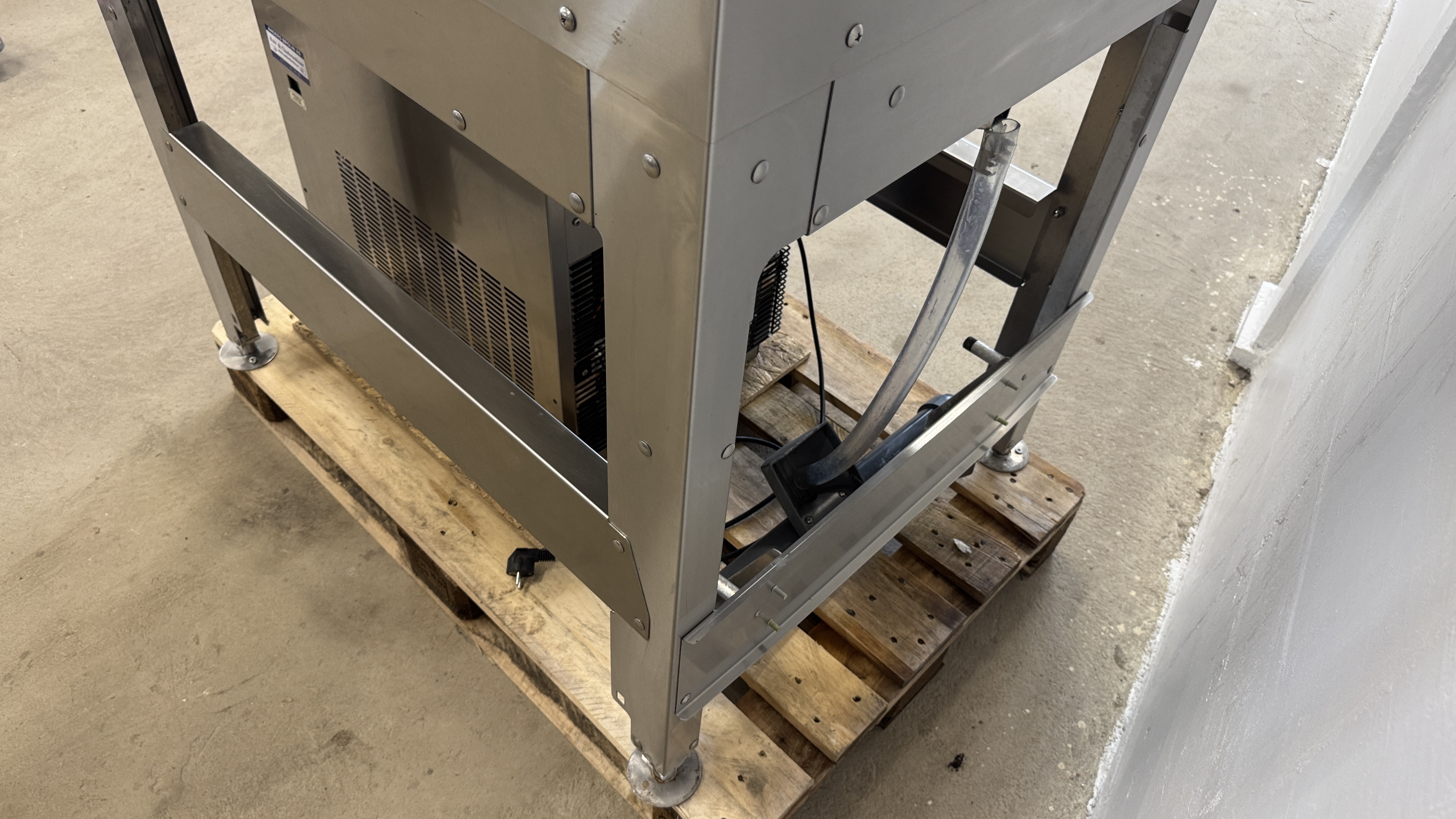 Used Ismaskin (flakes) Follett Lits700SG med vagn #2678